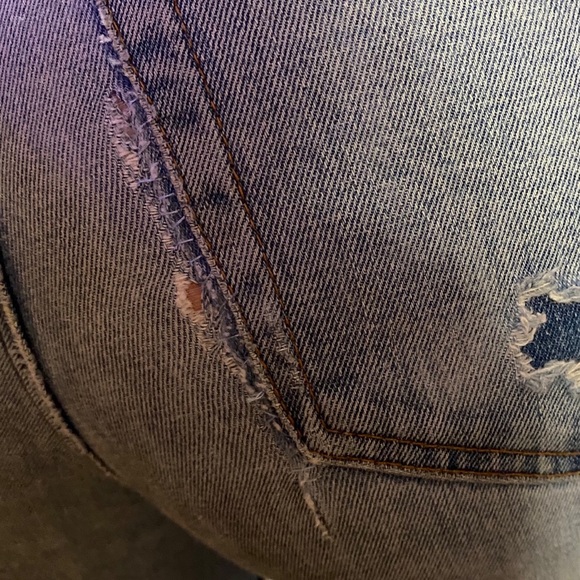 Abercrombie Simone High Rise Slim Jeans - Picture 10 of 10